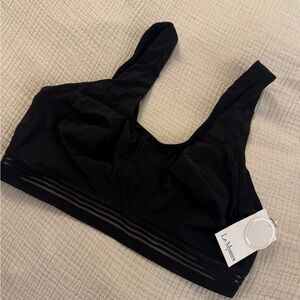 Le Mystere NWT Second Skin Comfort Bra